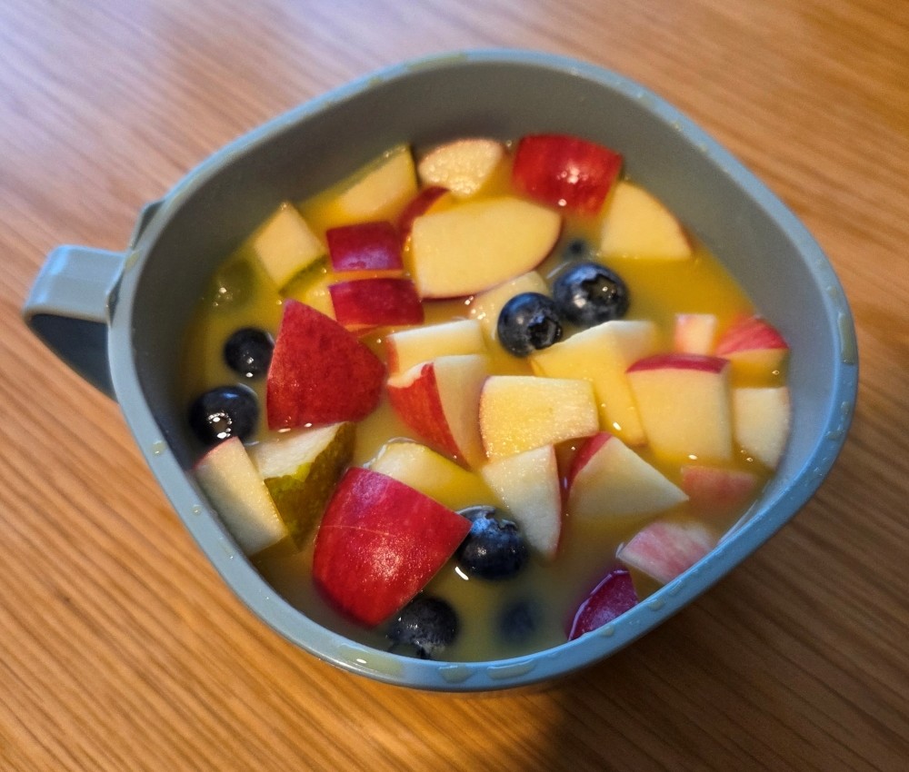 fruit salad - children cook at school in england