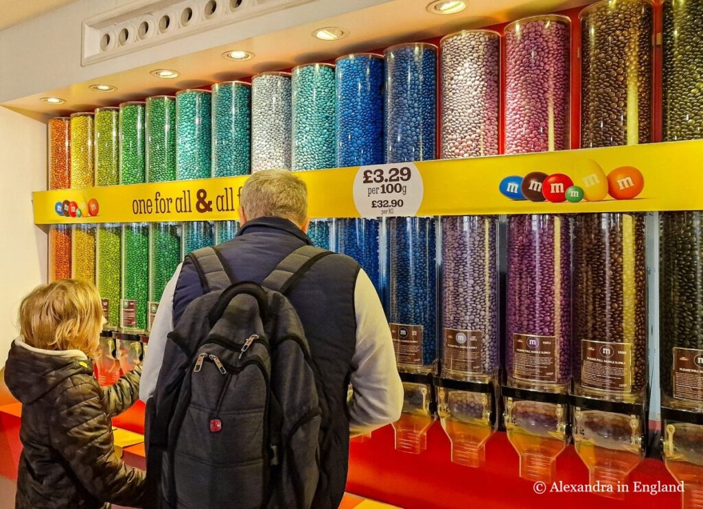 mms world london Family Day Out in London by @alexandrainengland 1